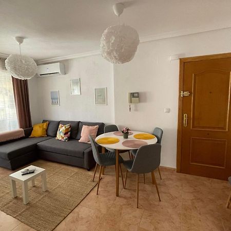 Charming Apartment 500M To Cura Beach Торевиеха Екстериор снимка